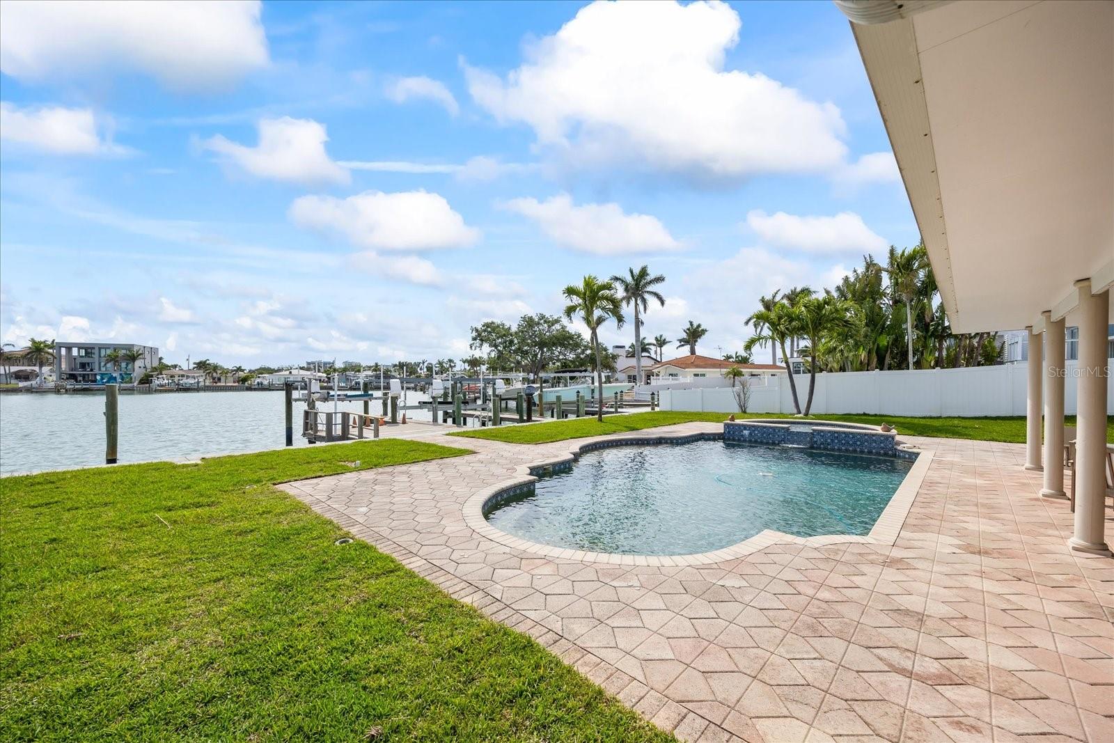 SOUTH CAUSEWAY ISLE YACHT CLUB ADD - Residential