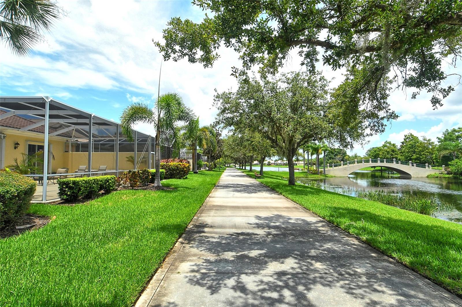 VILLAGEWALK - Residential