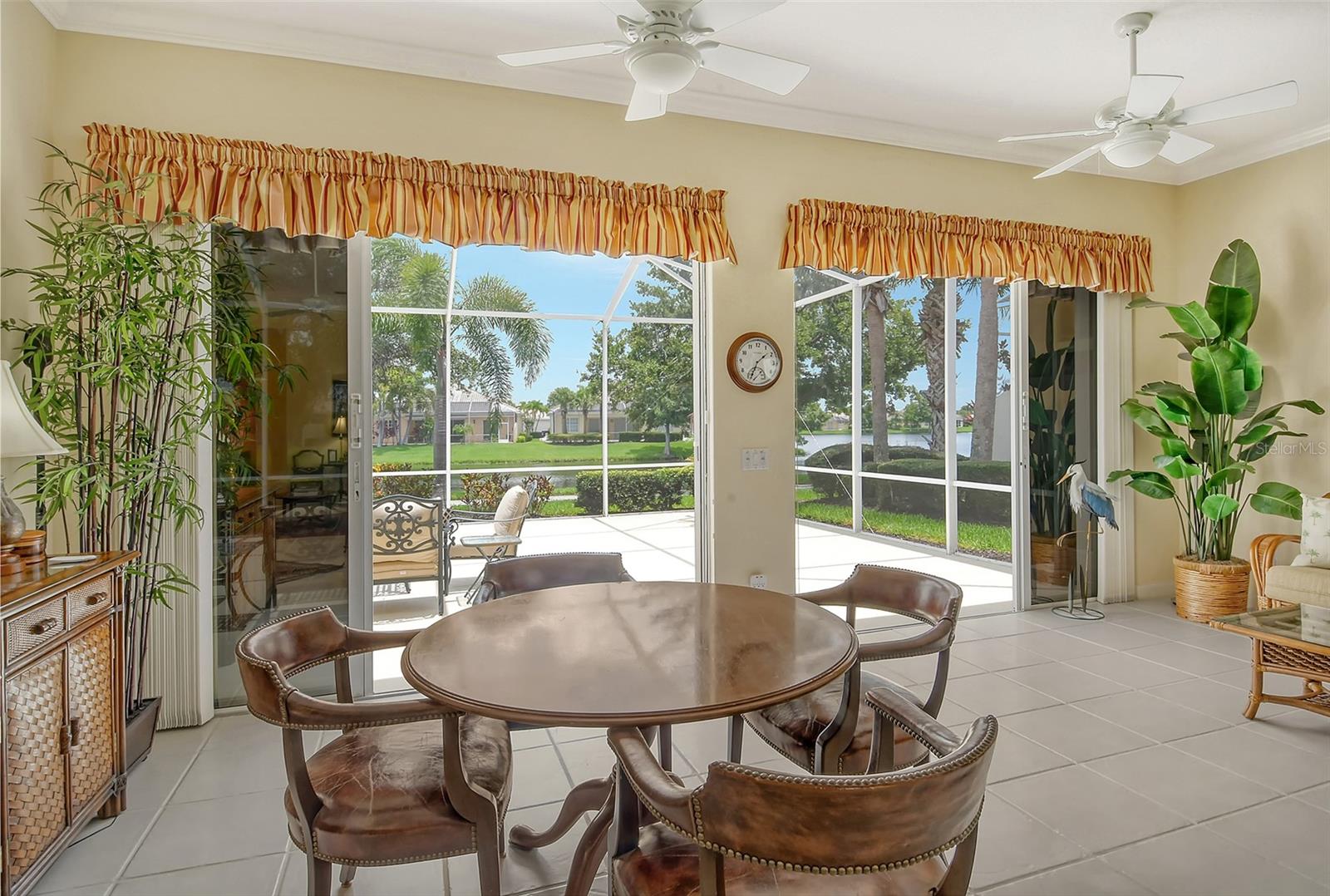 VILLAGEWALK - Residential