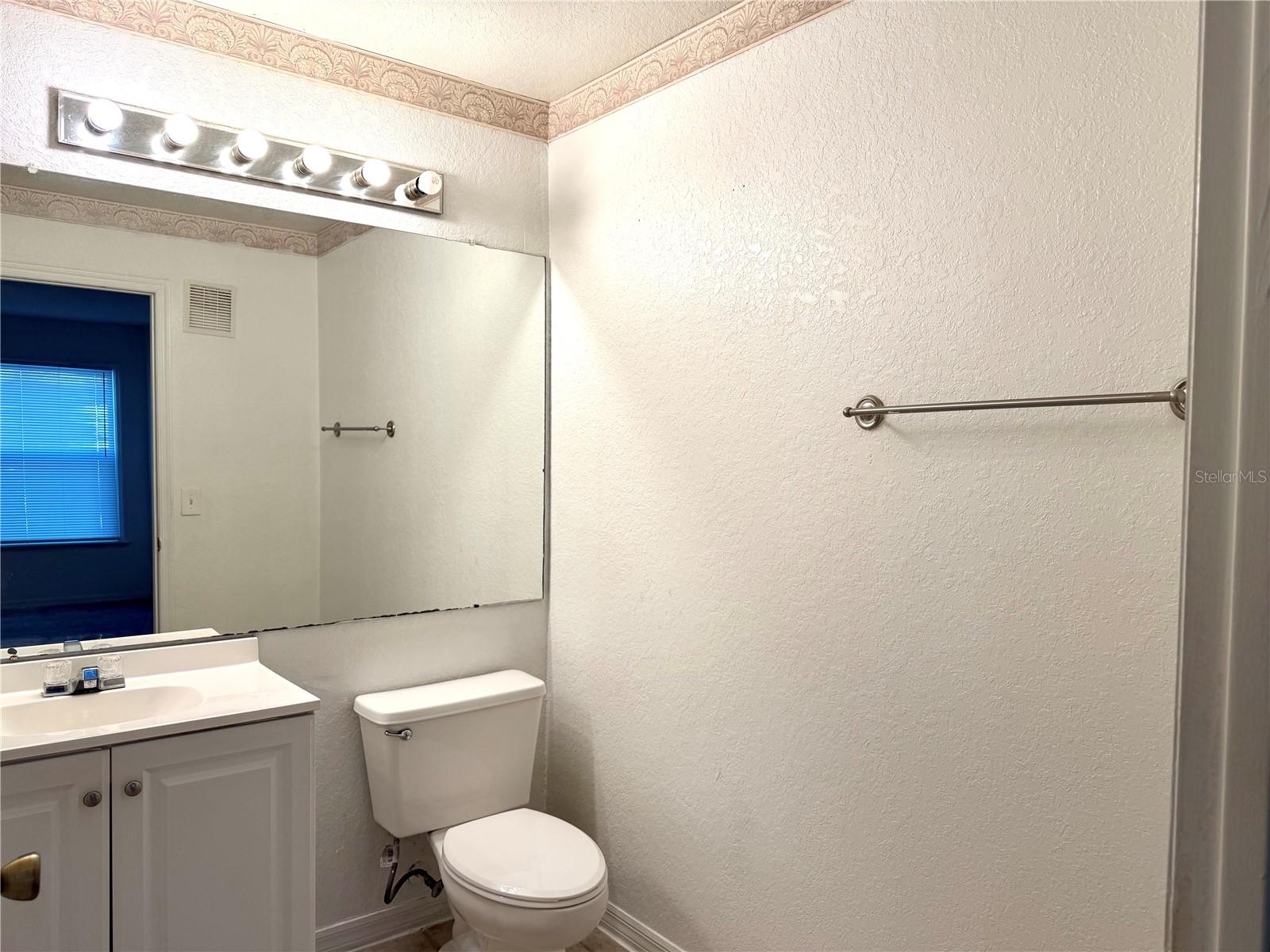 SANDLAKE PRIVATE RESIDENCES - Residential