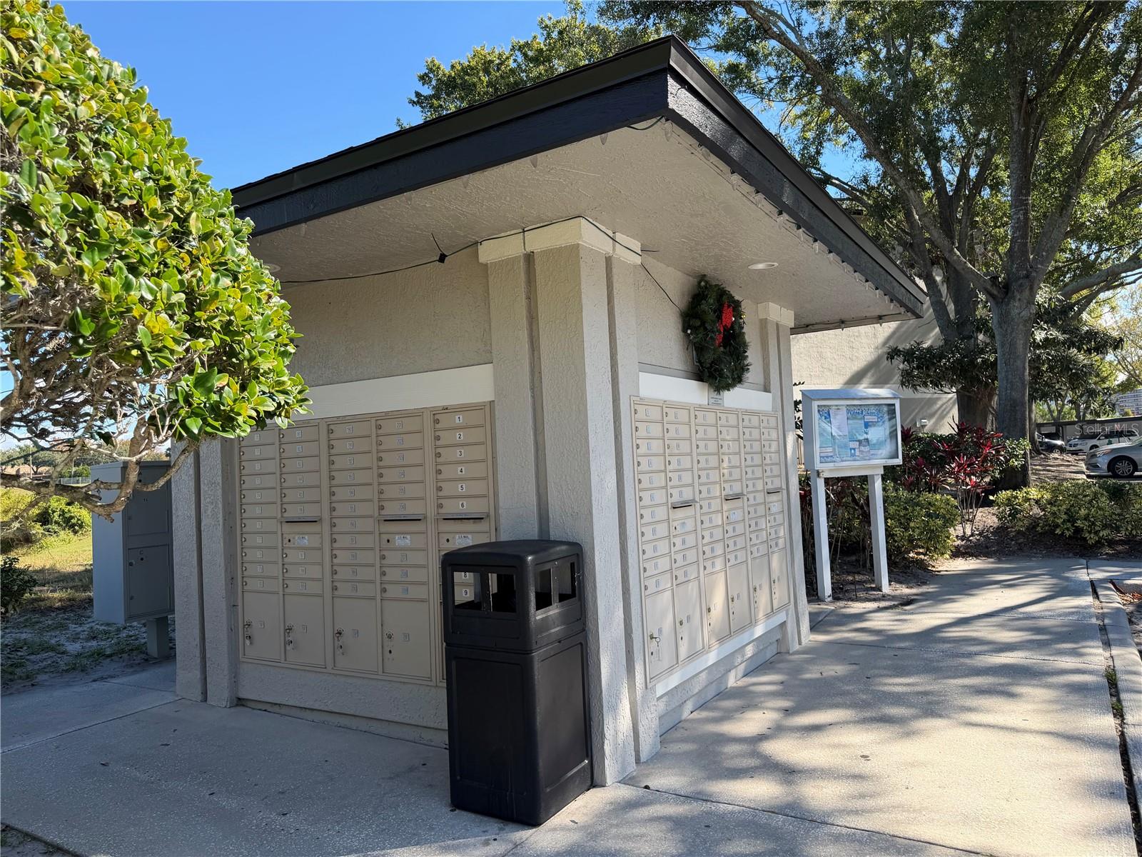 SANDLAKE PRIVATE RESIDENCES - Residential