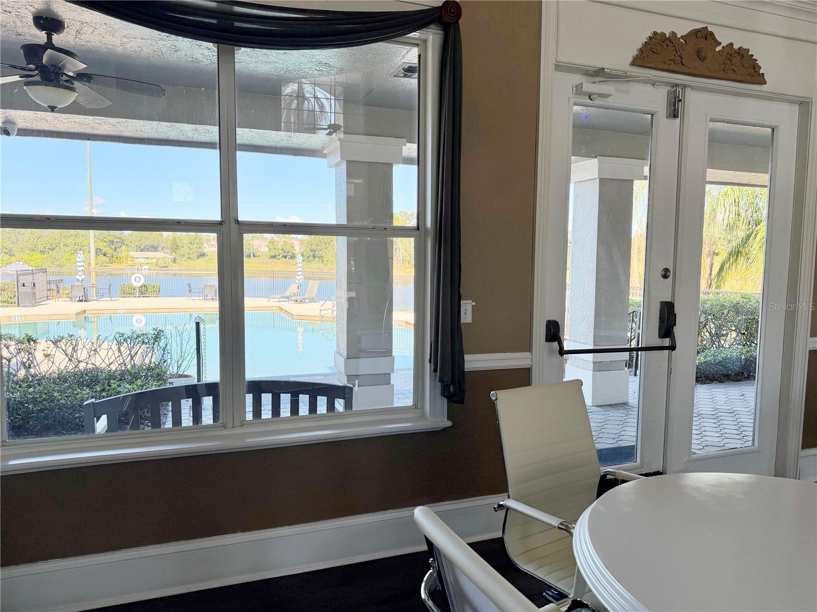 SANDLAKE PRIVATE RESIDENCES - Residential