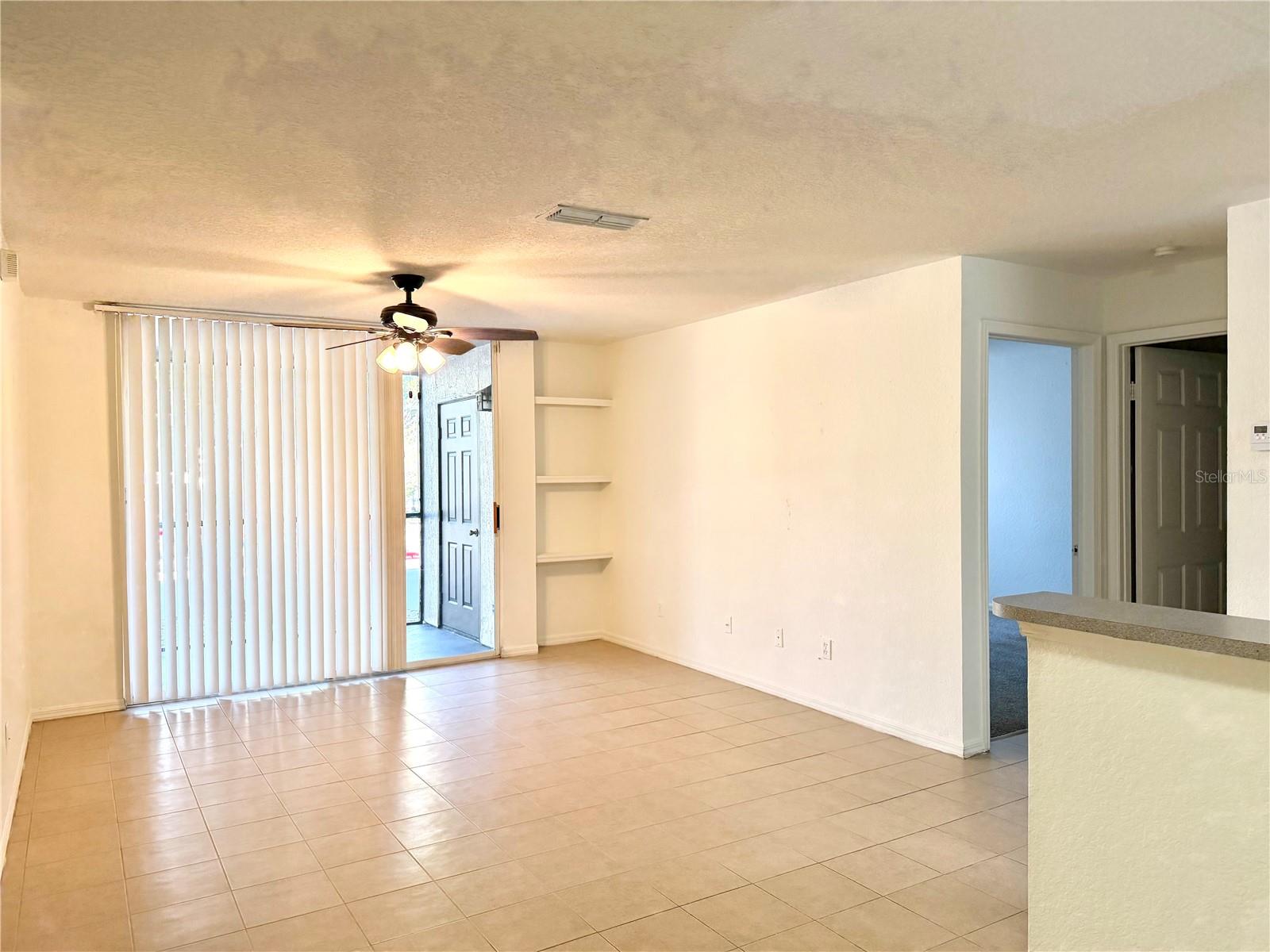 SANDLAKE PRIVATE RESIDENCES - Residential