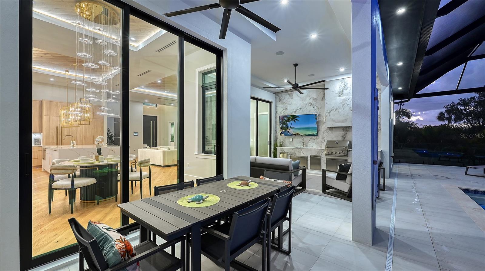 SARASOTA BEACH - Residential