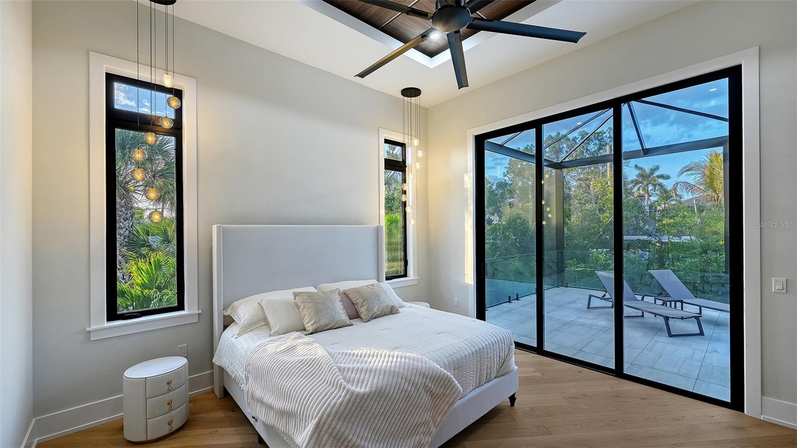 SARASOTA BEACH - Residential