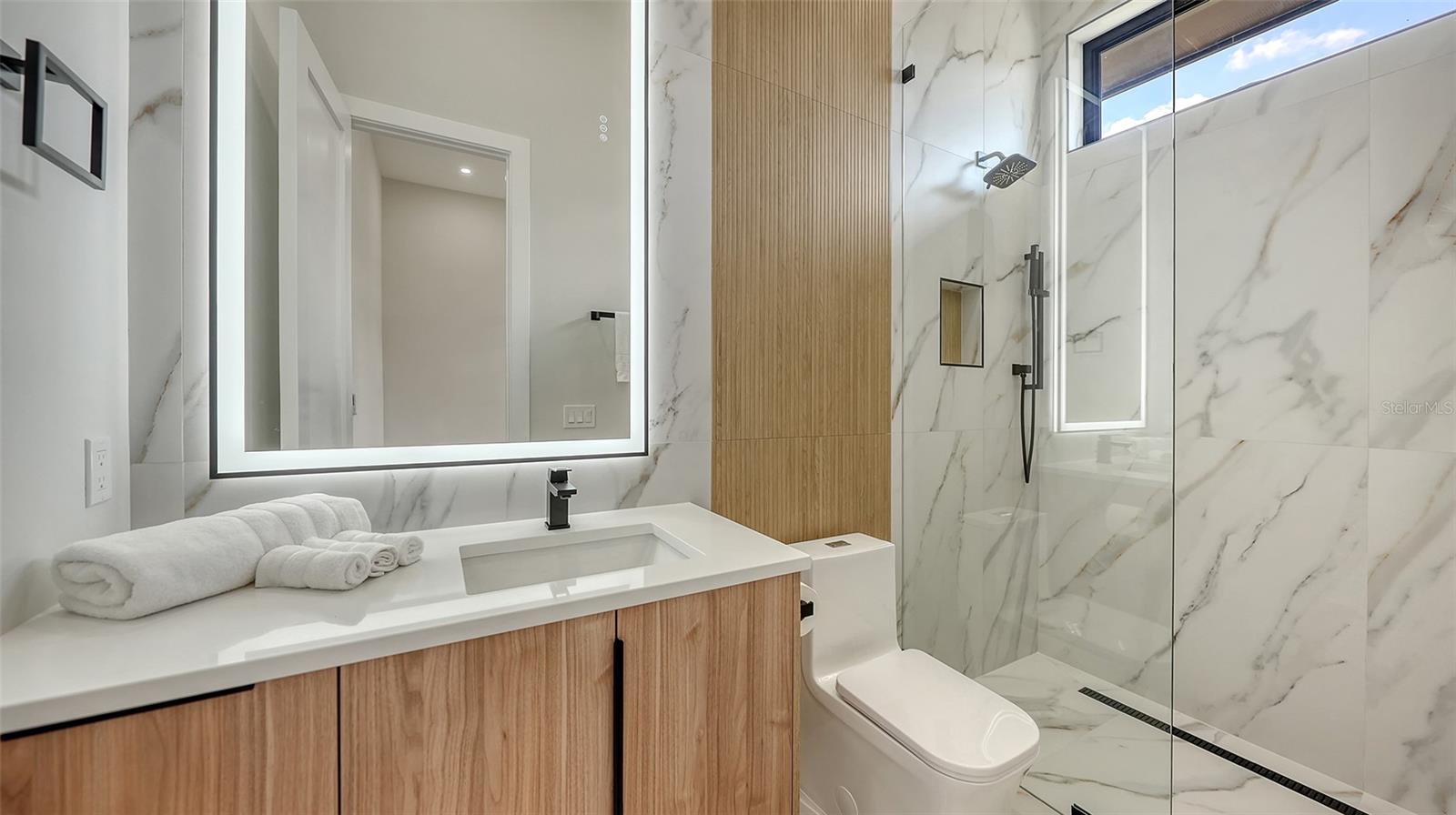 SARASOTA BEACH - Residential