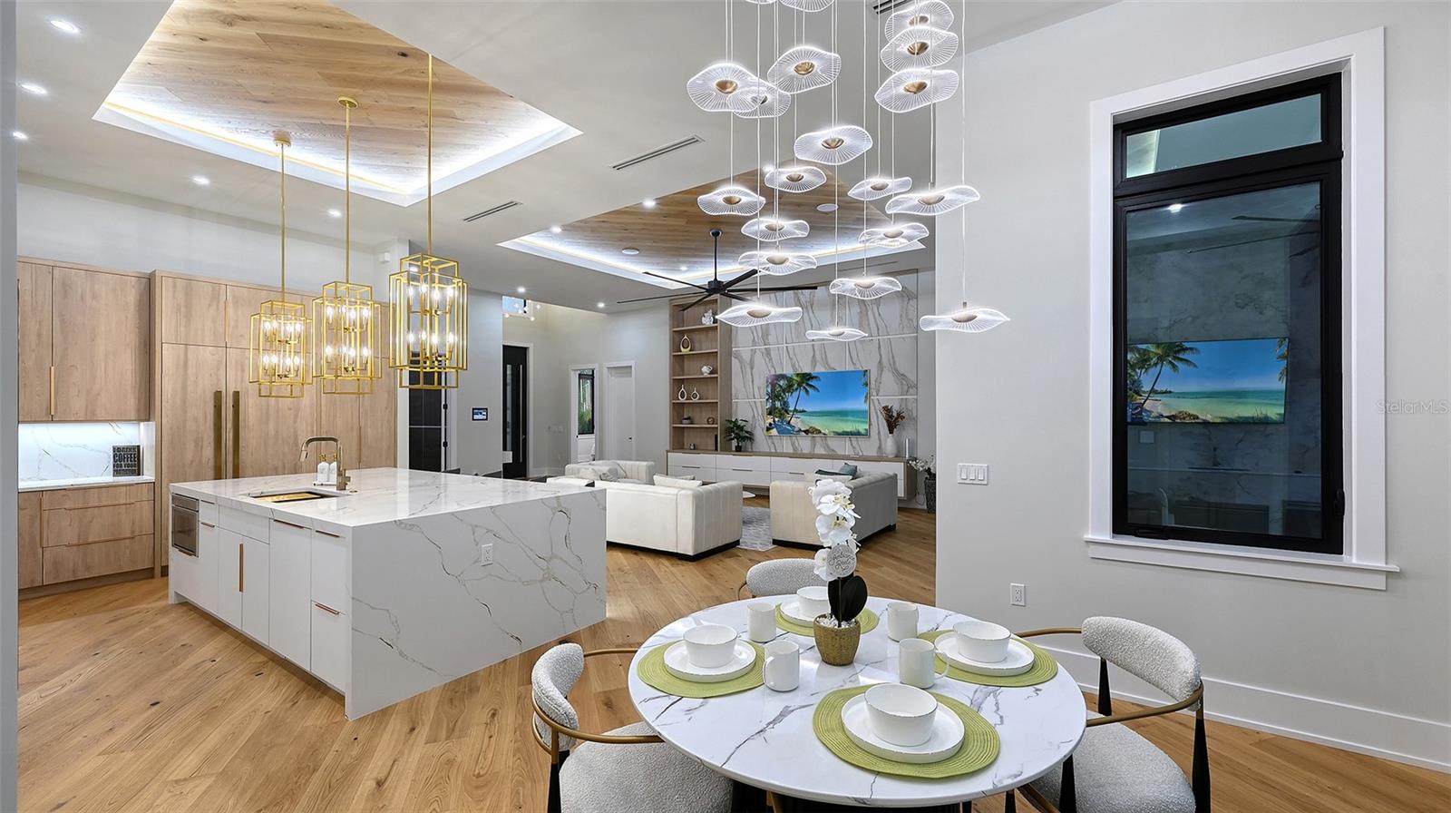 SARASOTA BEACH - Residential