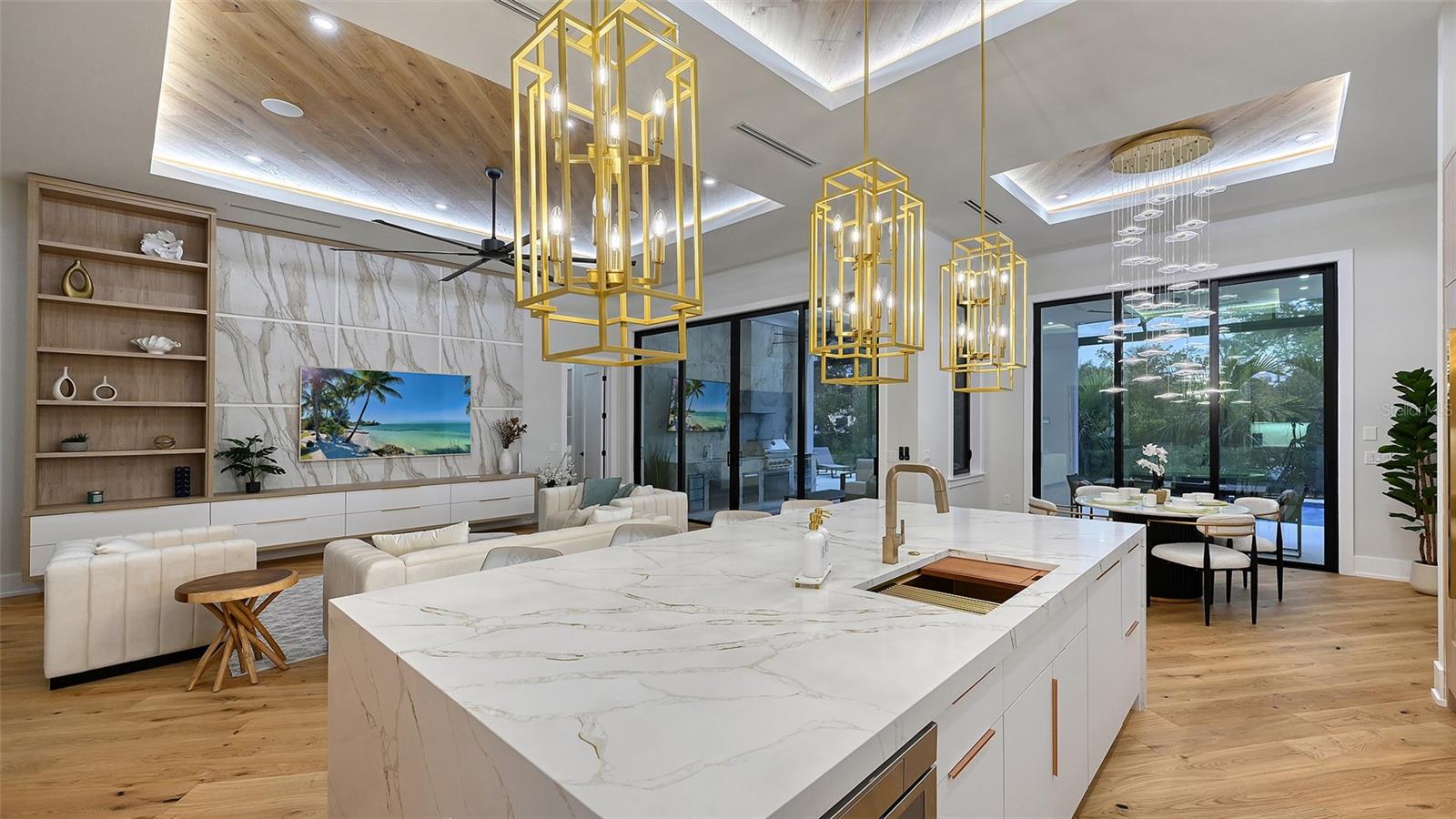 SARASOTA BEACH - Residential