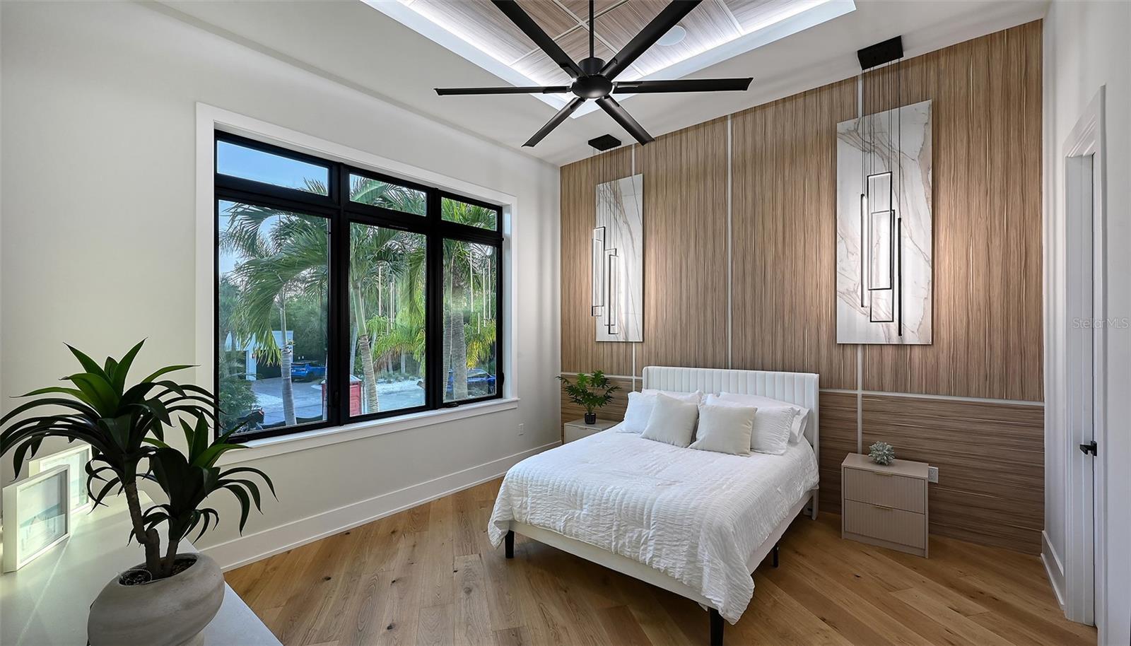 SARASOTA BEACH - Residential