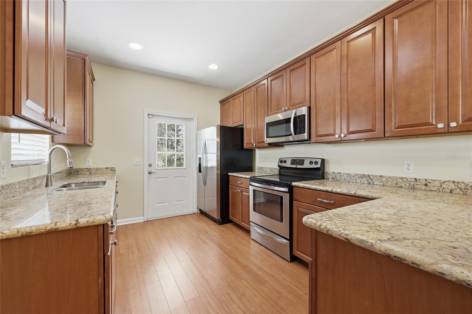 BUCK BAY REP - Residential