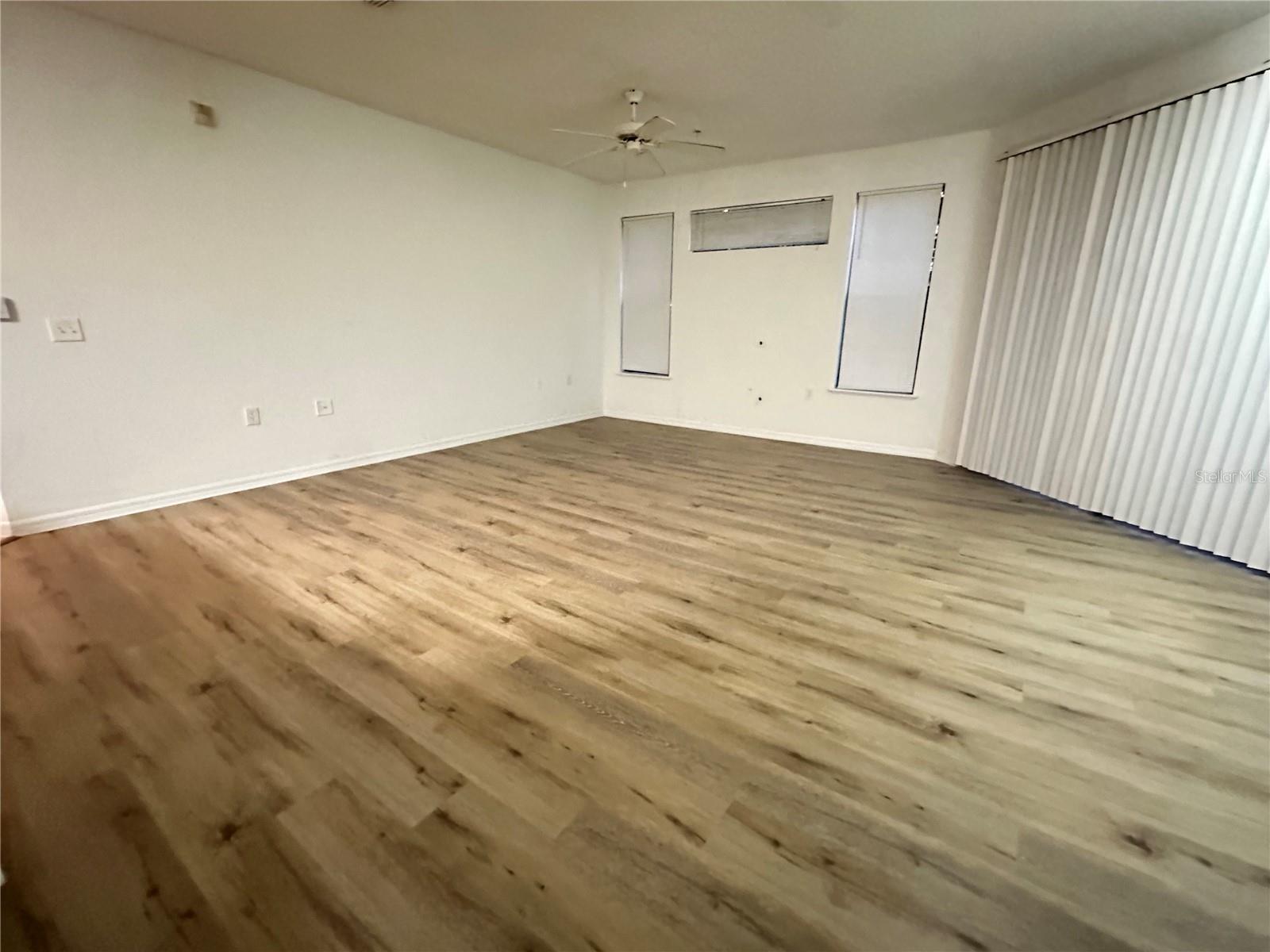 SERENATA CONDO - Residential Lease