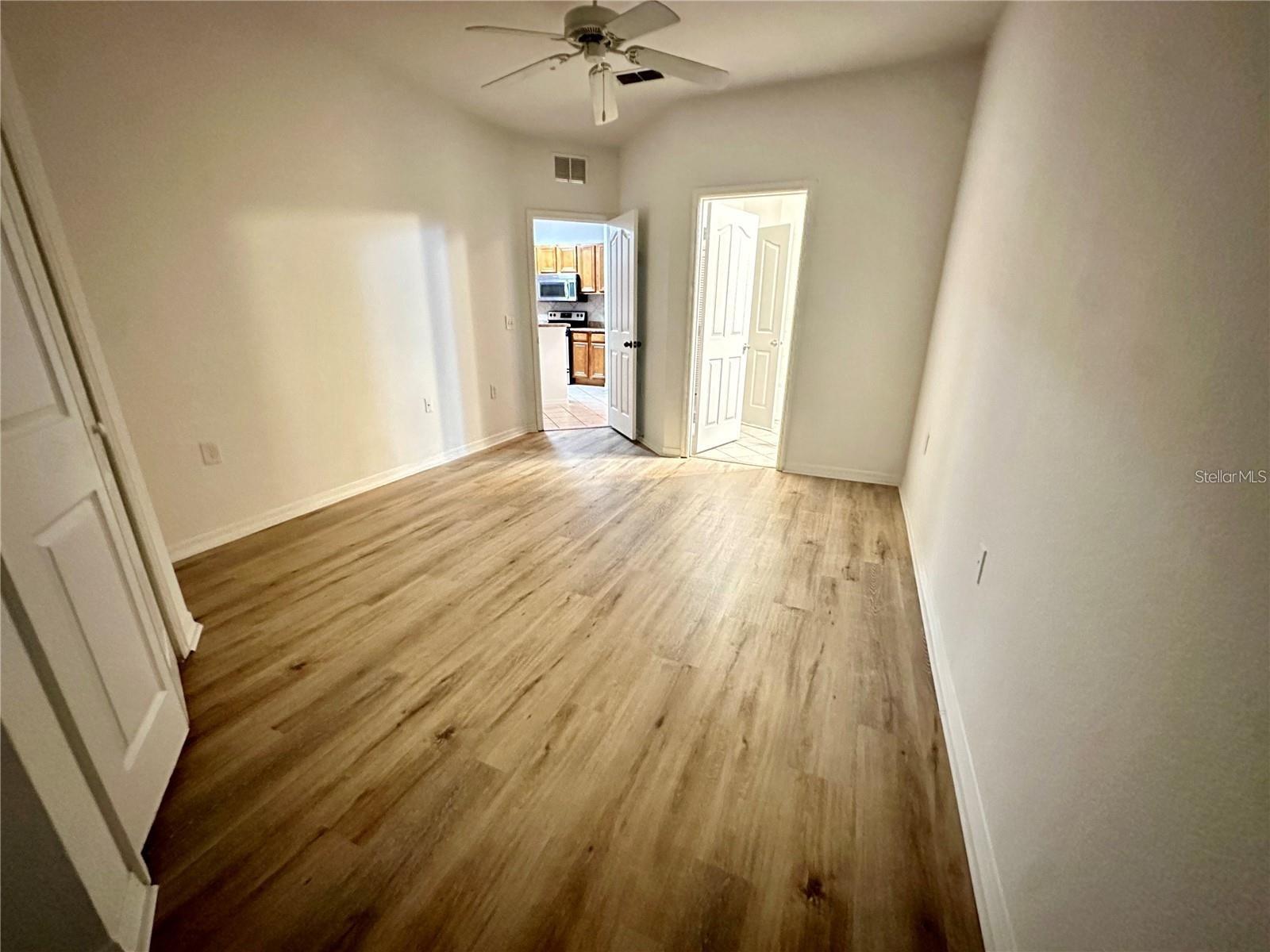 SERENATA CONDO - Residential Lease