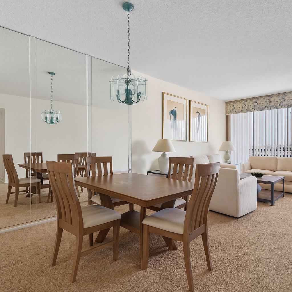 CORAL POINTE - Residential