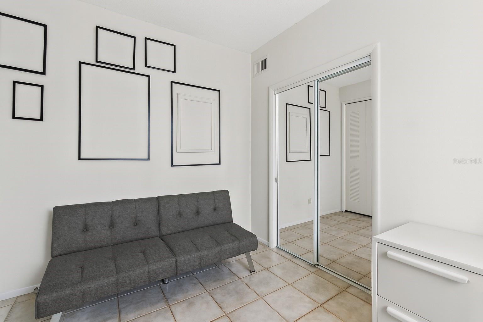 CORAL POINTE - Residential