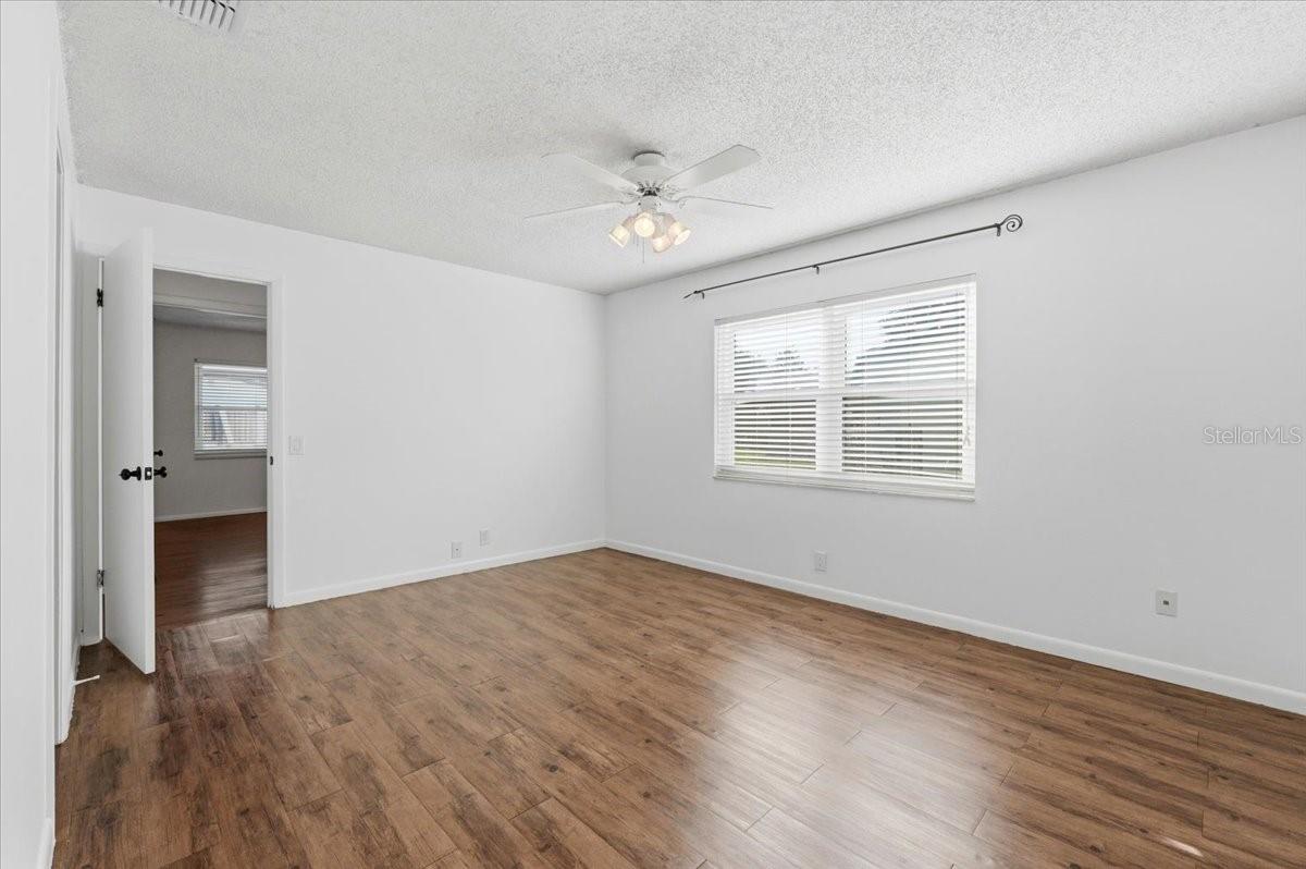 ELOISE WOODS LAKE ROY UNIT - Residential