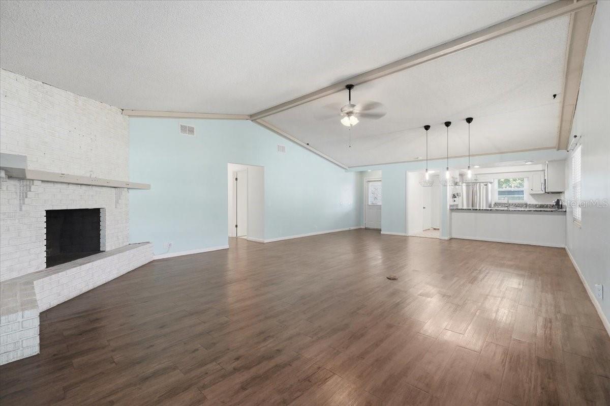 ELOISE WOODS LAKE ROY UNIT - Residential