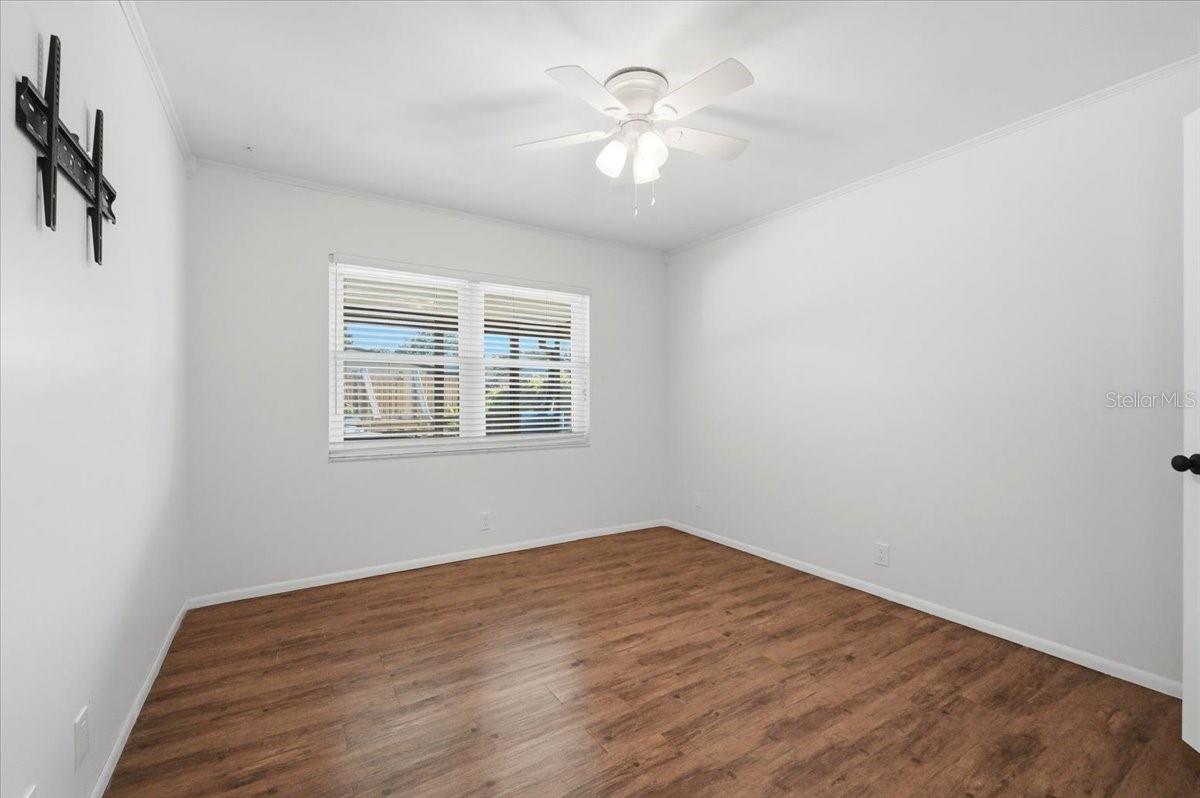 ELOISE WOODS LAKE ROY UNIT - Residential
