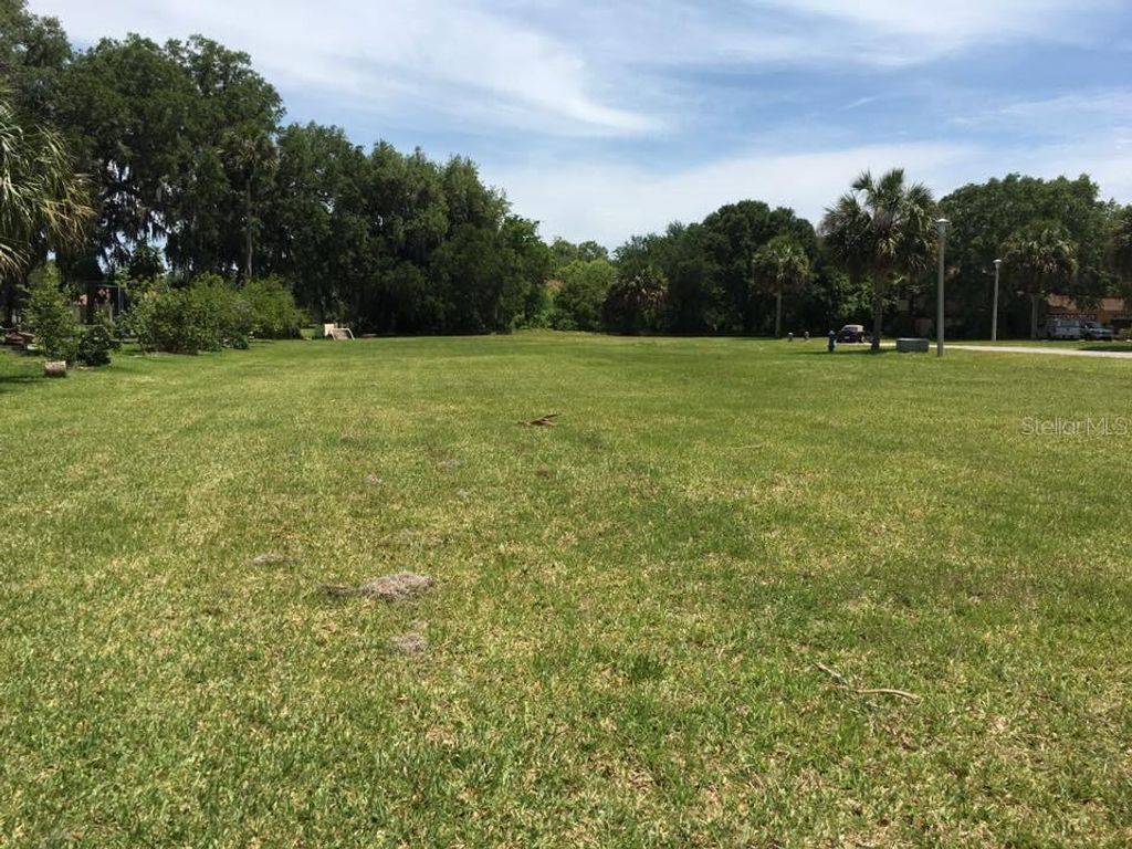 Photo of 9 Sunrise Villas Lane, Palm Coast, FL 32137 (MLS # O6352961)