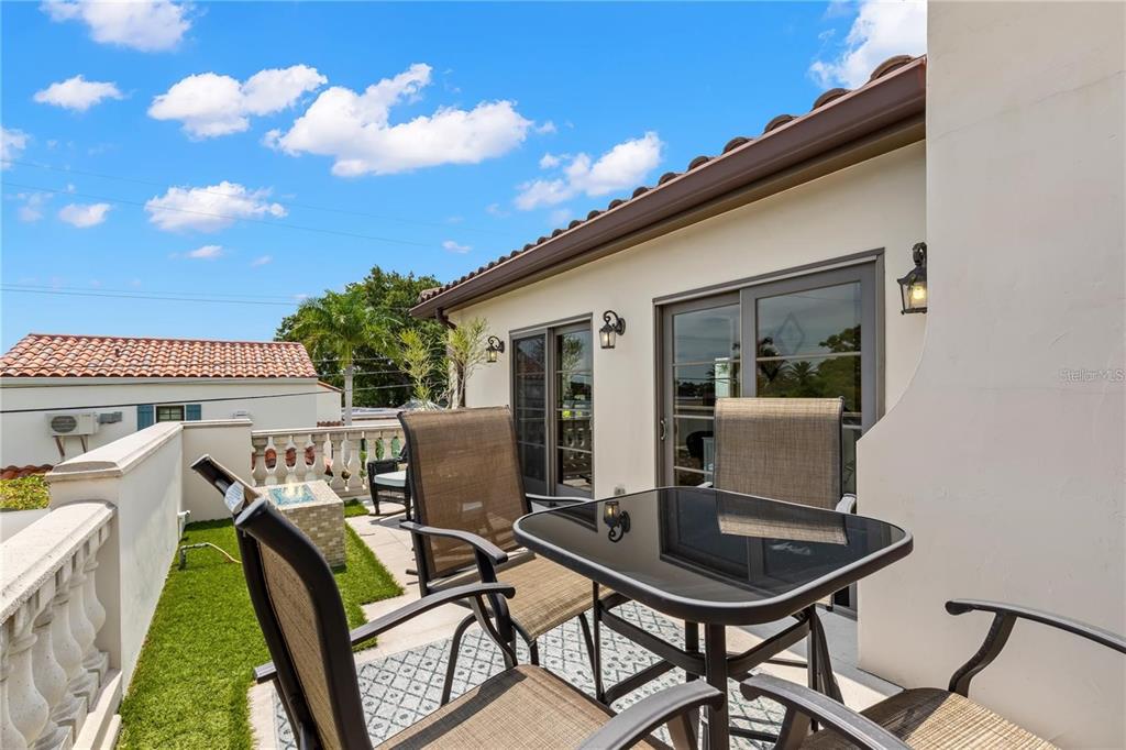 GRANADA TERRACE 2 - Residential