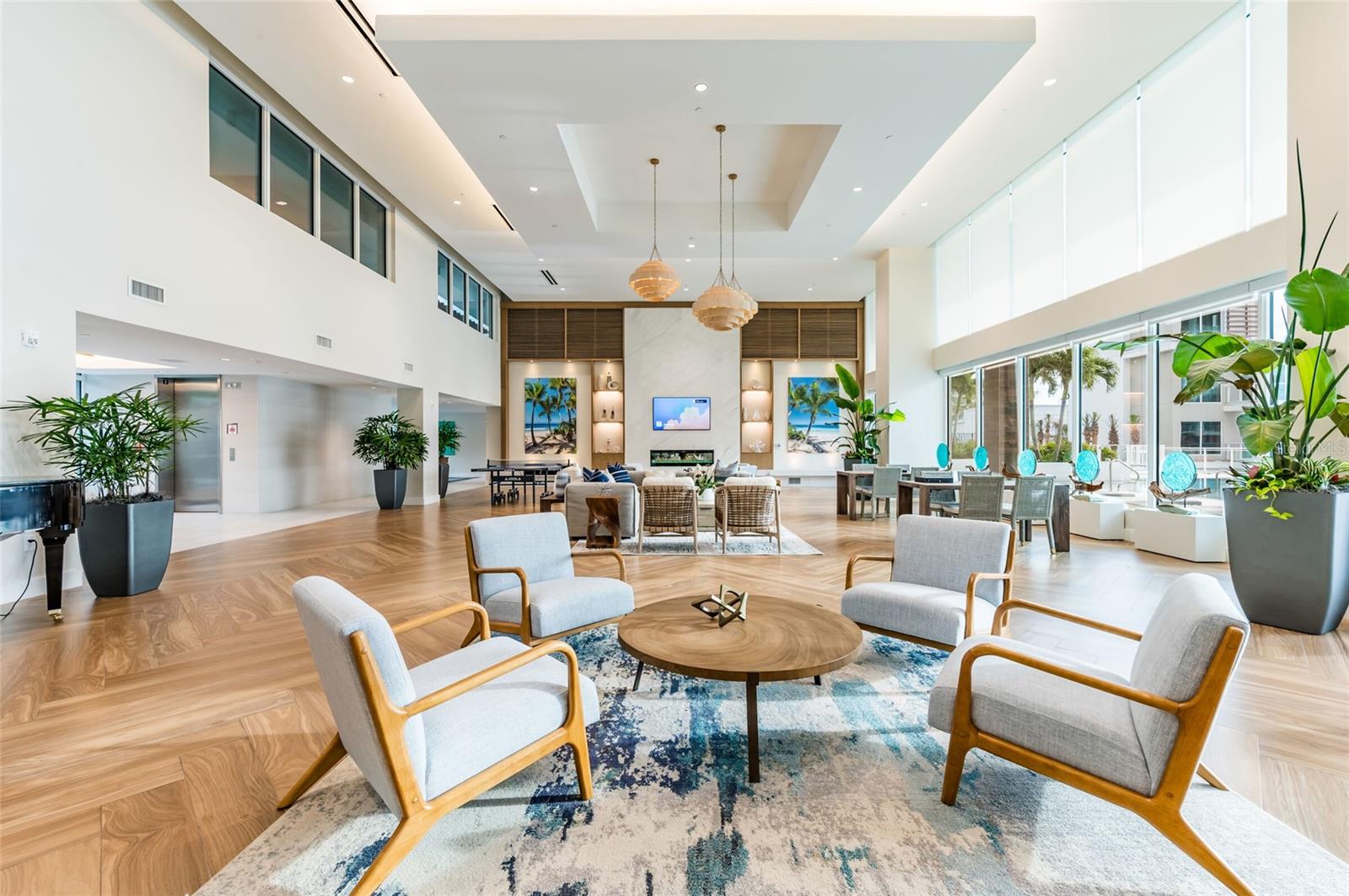 MARINA BAY 880 CONDO - Residential