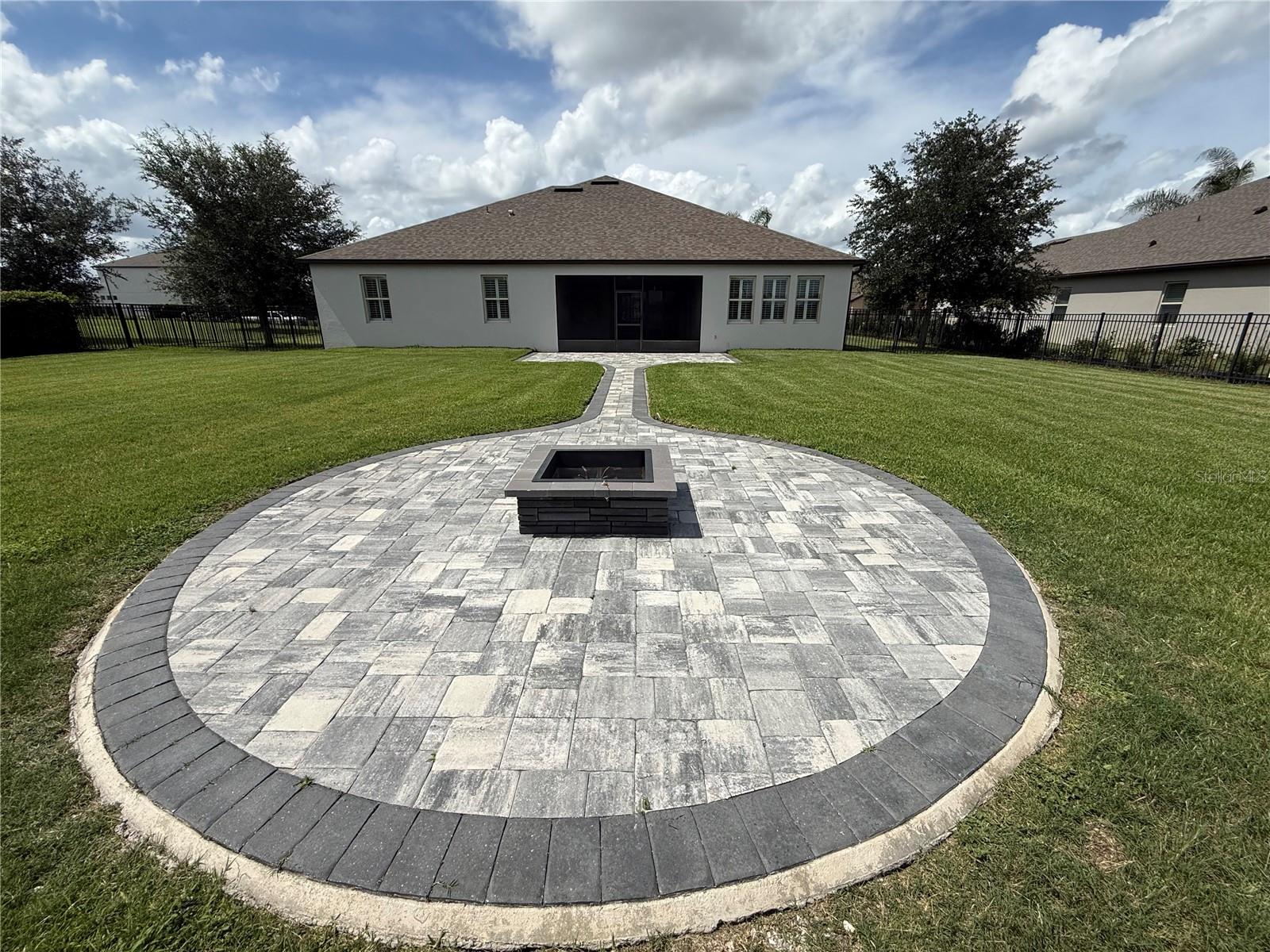 17506 LAGODA LANE
