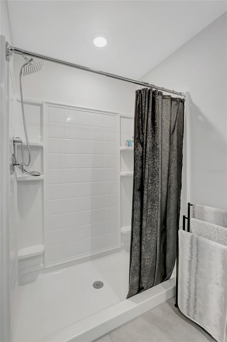 RIVER PARK - Residential