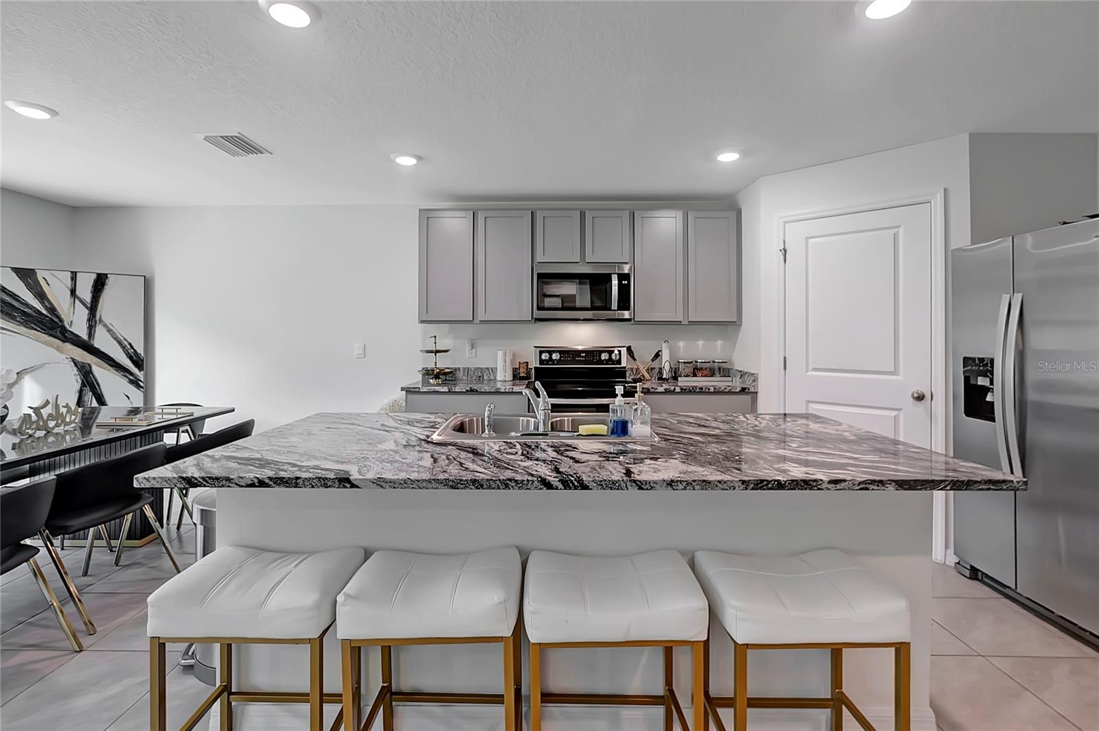 RIVER PARK - Residential