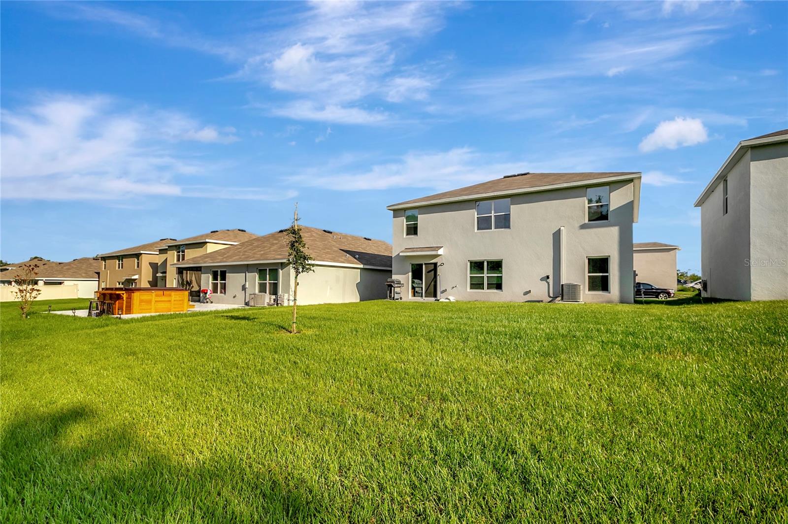 RIVER PARK - Residential