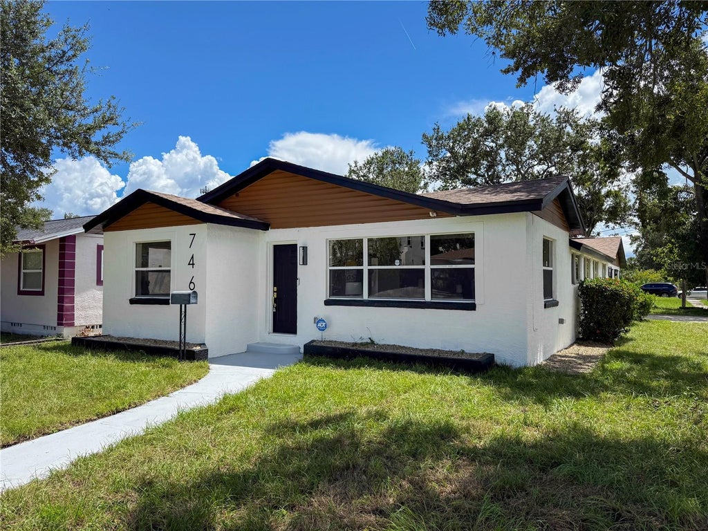 Photo of 746 38th Avenue S, St Petersburg, FL 33705 (MLS # TB8549373)