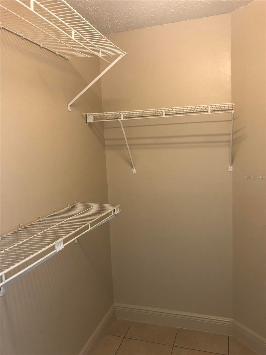 WHISPERWOOD CONDO 02 - Residential Lease
