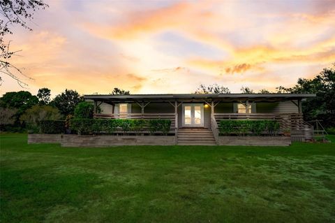 A home in PARRISH