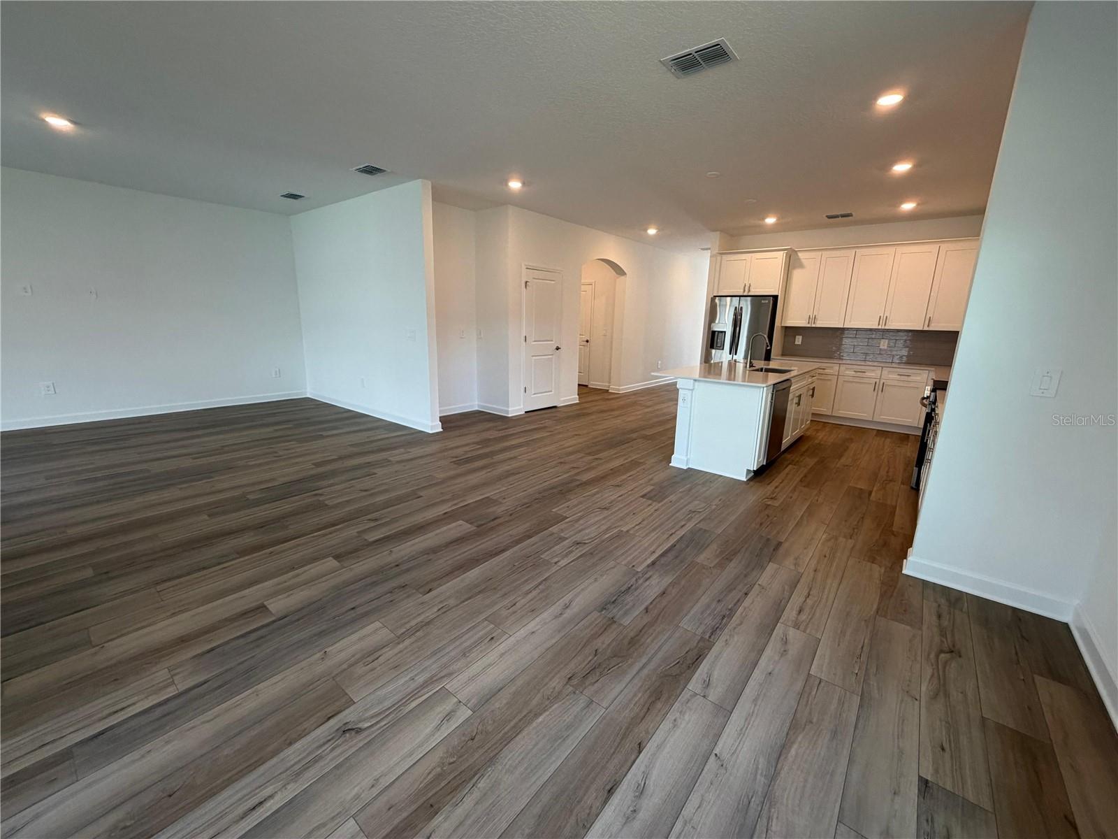 REUNION VILLAGE PH 4 & 5 - Residential Lease