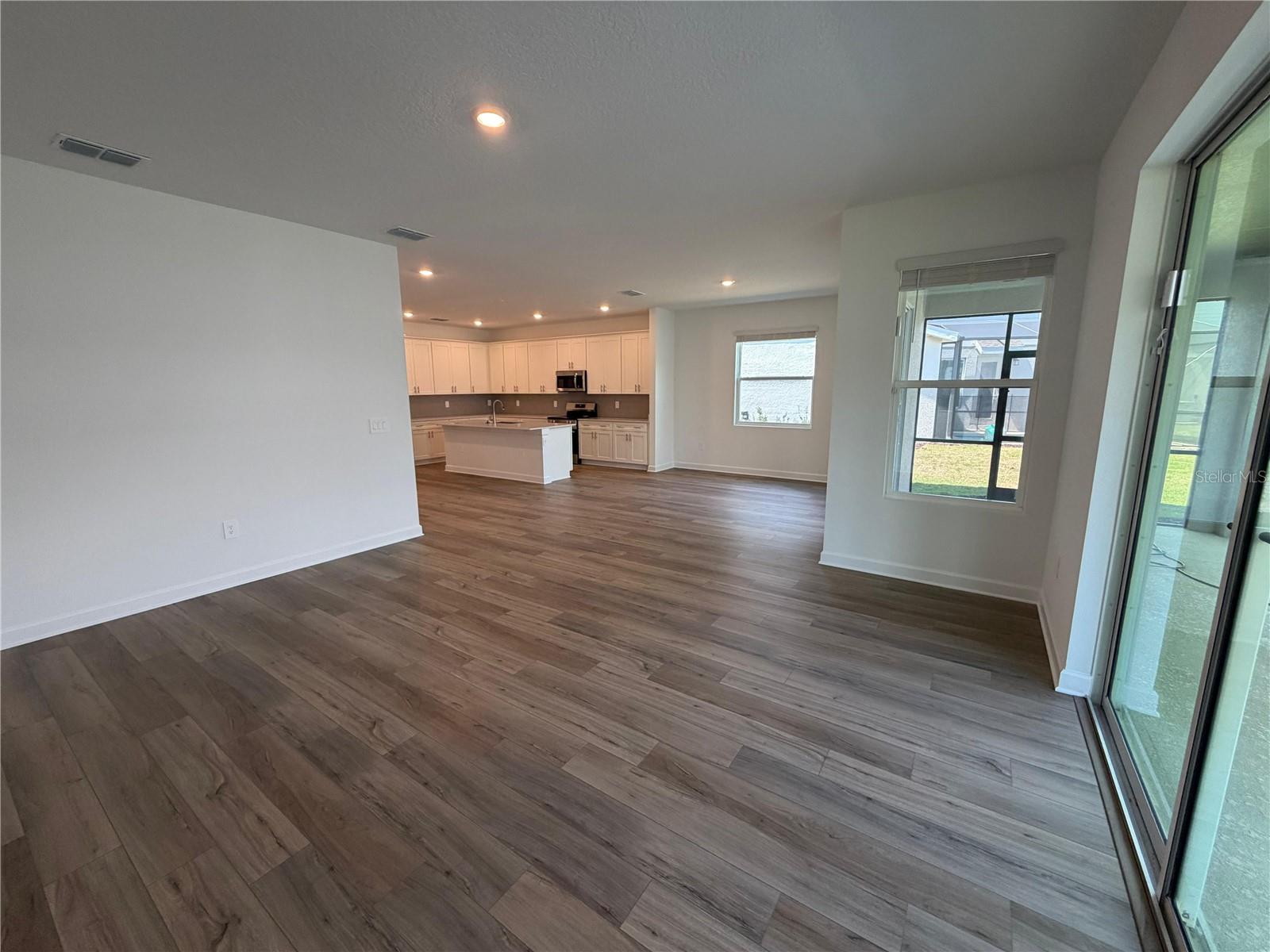 REUNION VILLAGE PH 4 & 5 - Residential Lease