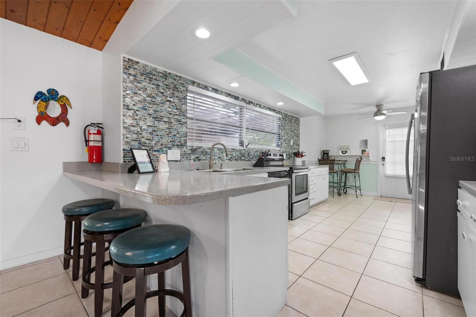 SHORE ACRES HEIGHTS - Residential