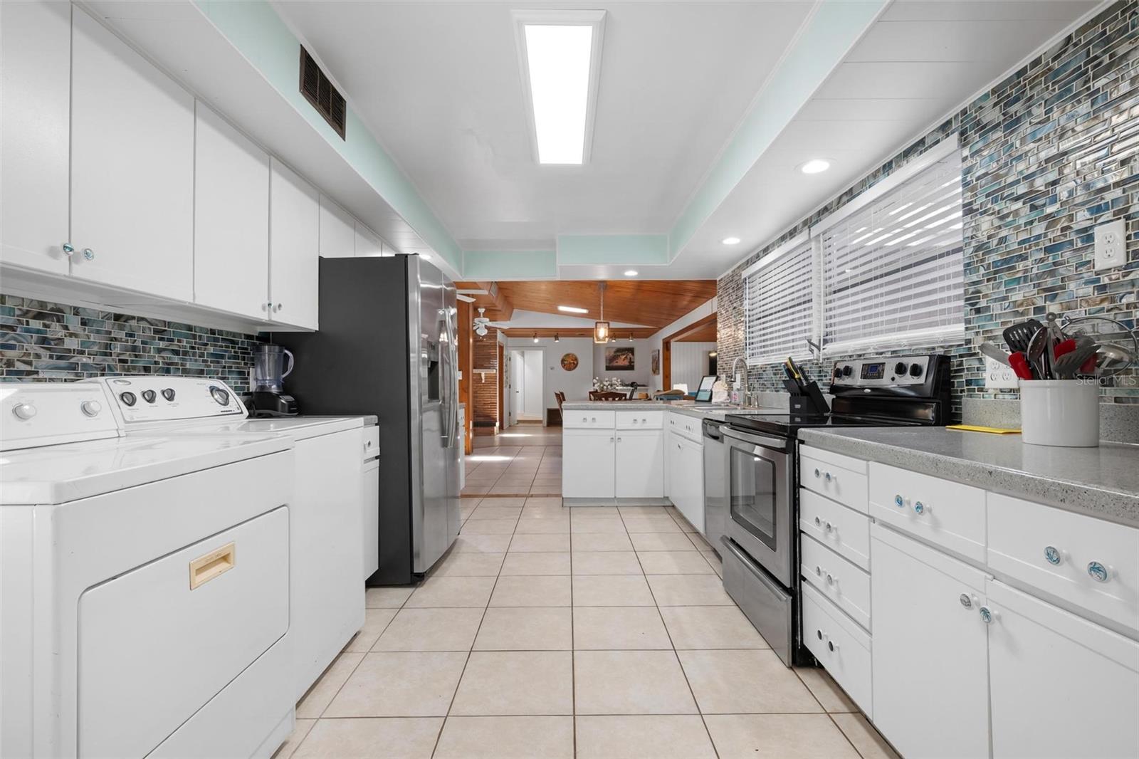 SHORE ACRES HEIGHTS - Residential