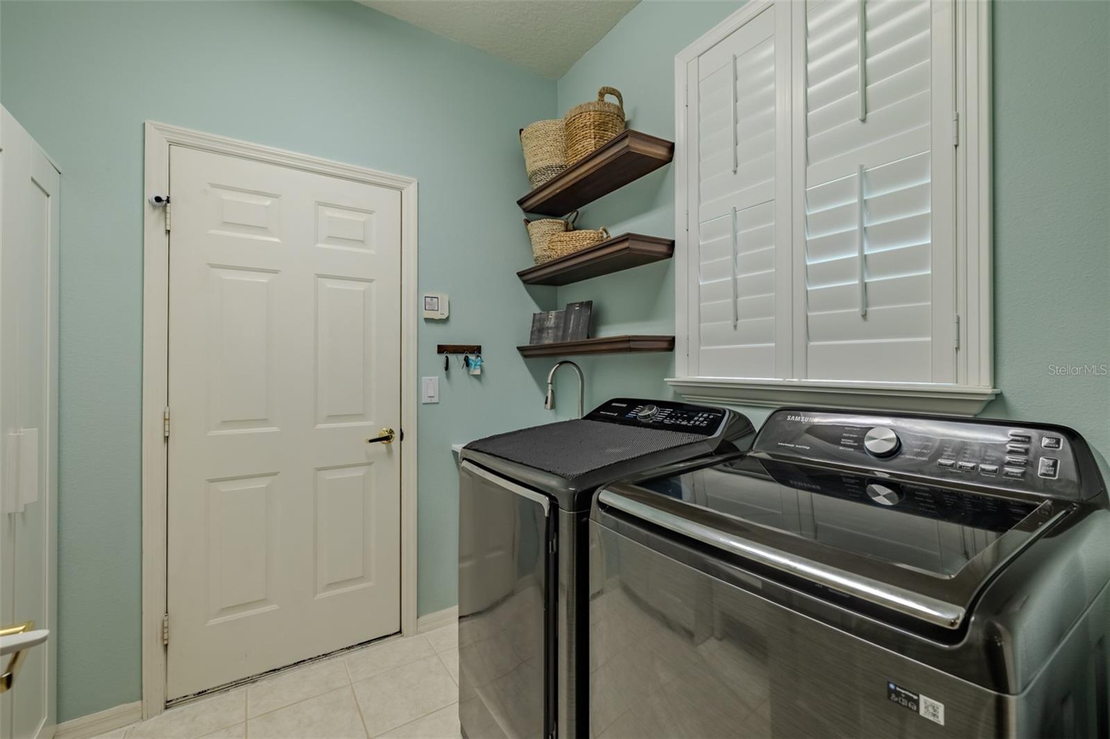 MANDOLIN PH 1 - Residential