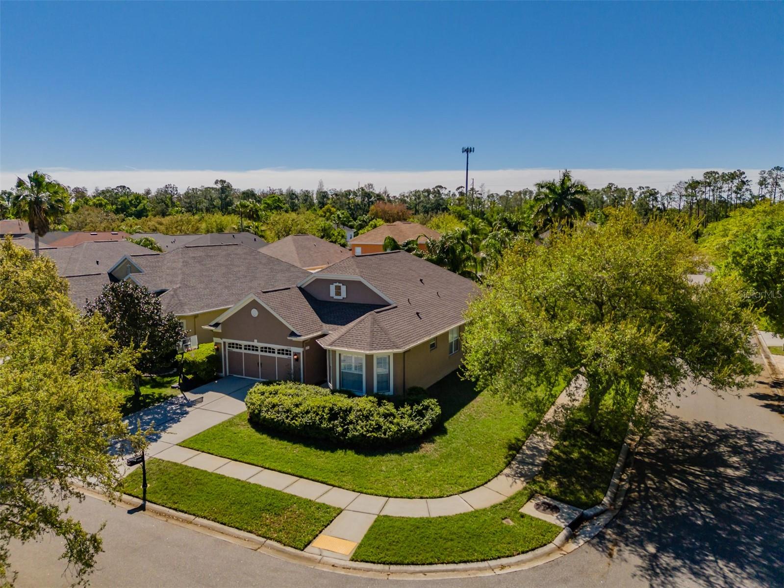 MANDOLIN PH 1 - Residential