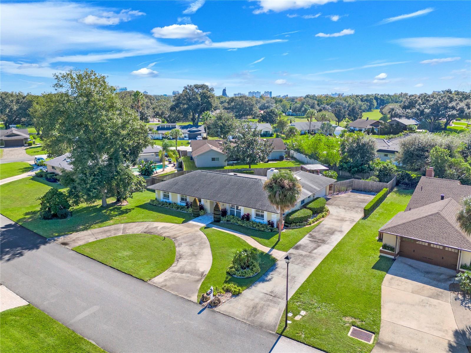 7606 ORANGE TREE LANE
