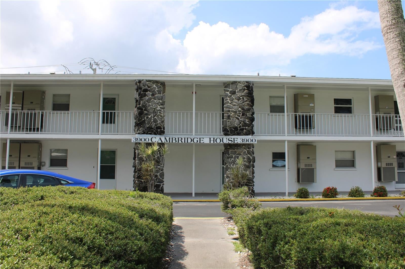3900 ROXANE BOULEVARD 10B
