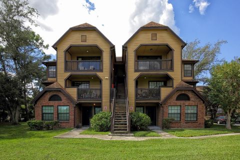 380 LAKE ONTARIO COURT 304 ALTAMONTE SPRINGS FL 32701