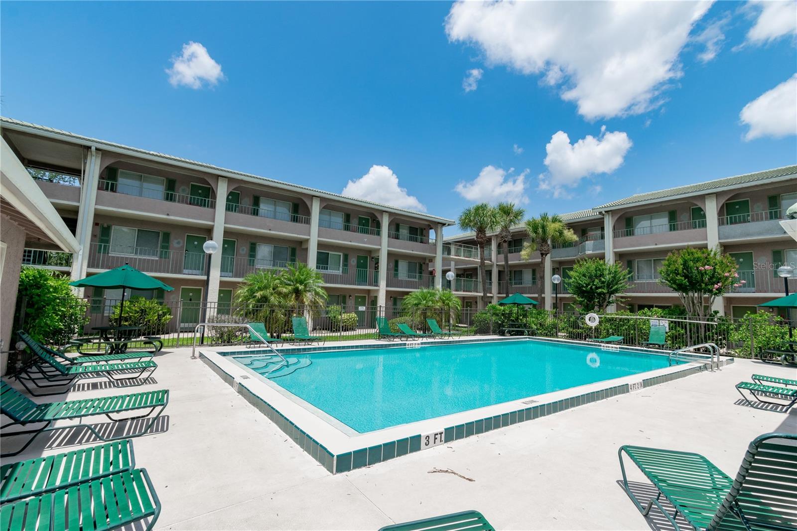 WATERSIDE AT CRANES ROOST A CONDO COMMUNITY - Residential