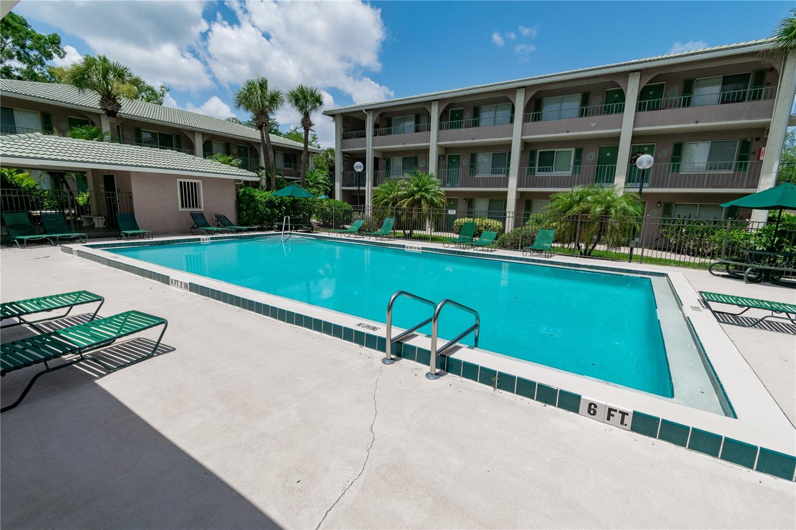 WATERSIDE AT CRANES ROOST A CONDO COMMUNITY - Residential