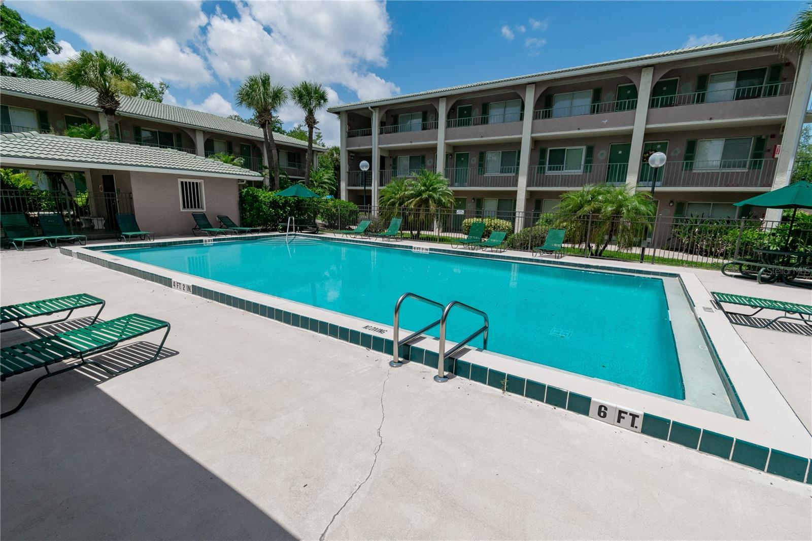 WATERSIDE AT CRANES ROOST A CONDO COMMUNITY - Residential