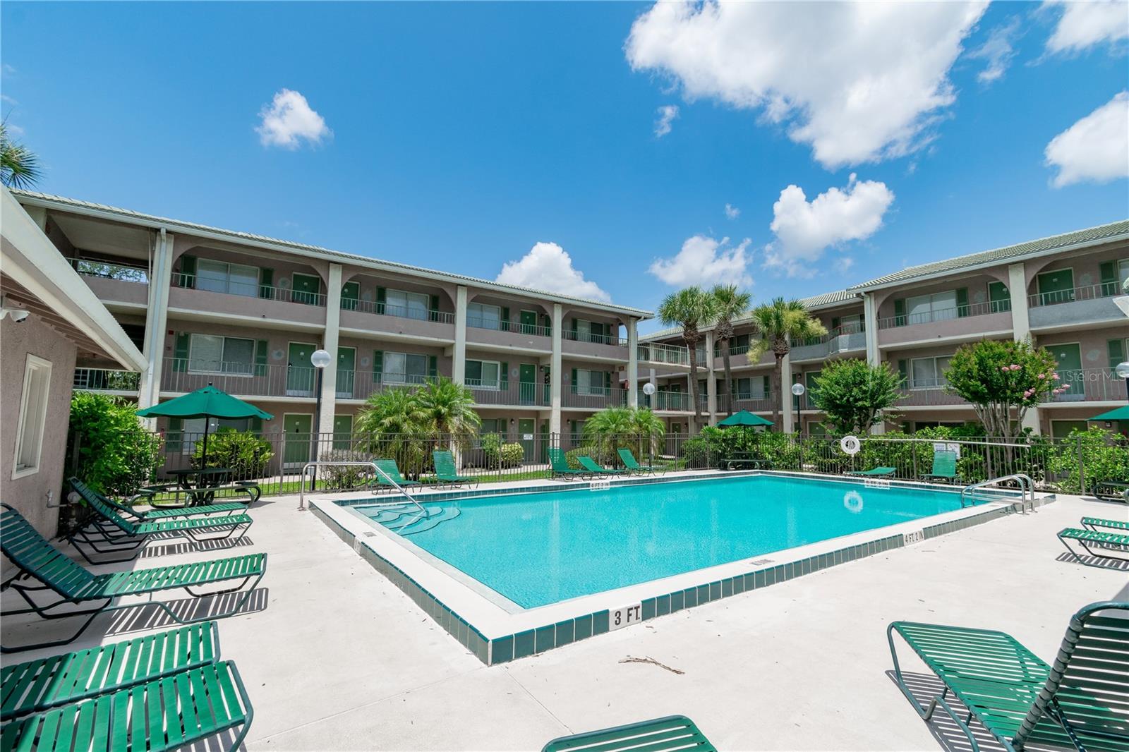 WATERSIDE AT CRANES ROOST A CONDO COMMUNITY - Residential