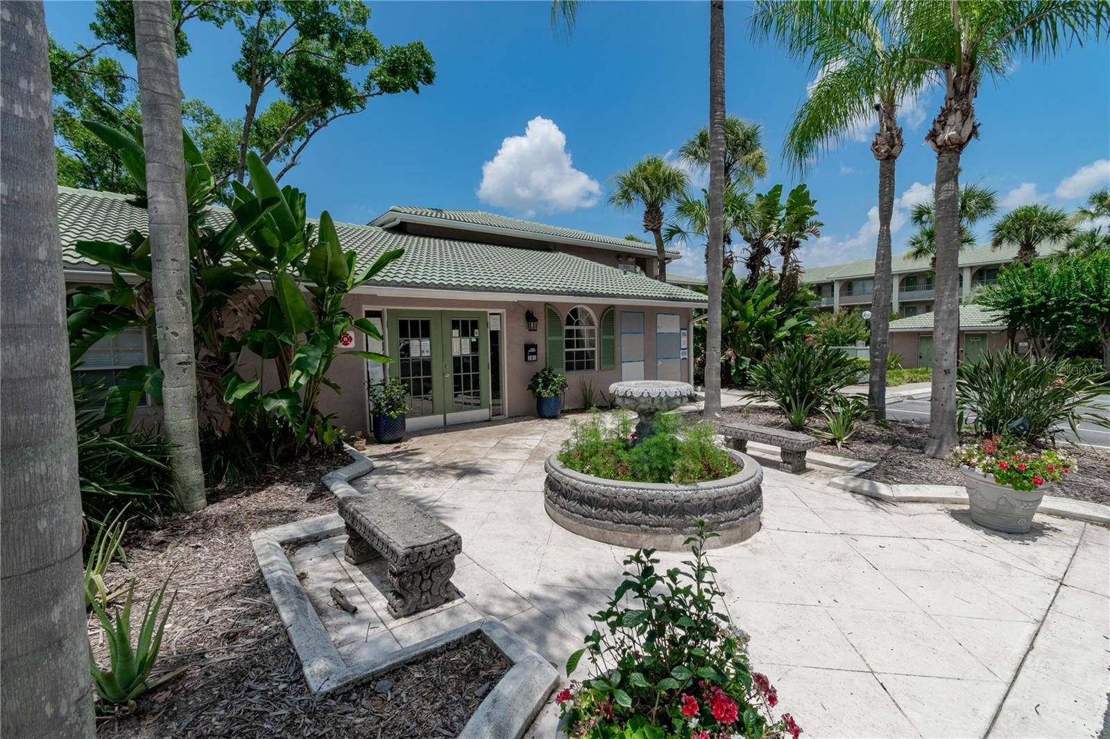 WATERSIDE AT CRANES ROOST A CONDO COMMUNITY - Residential