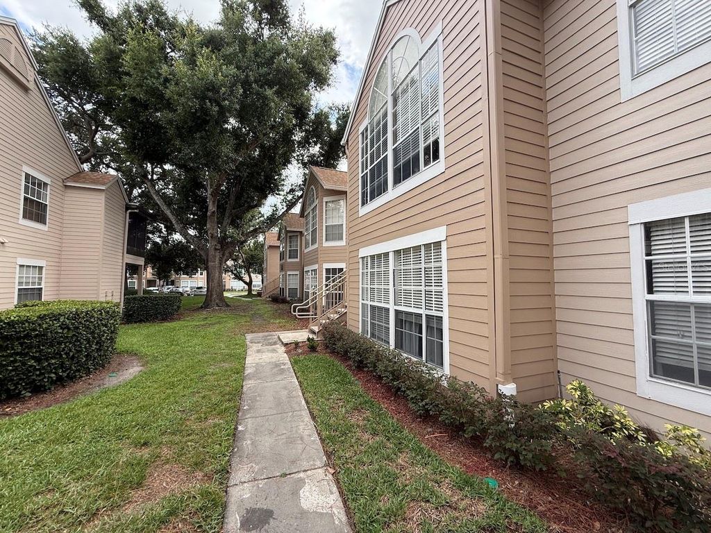 Photo of 696 Youngstown Parkway #315, Altamonte Springs, FL 32714 (MLS # O6412796)