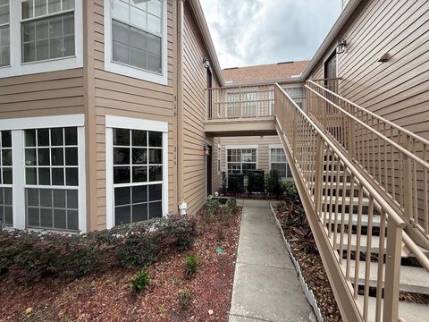 Photo of 696 Youngstown Parkway #315, Altamonte Springs, FL 32714 (MLS # O6412796)