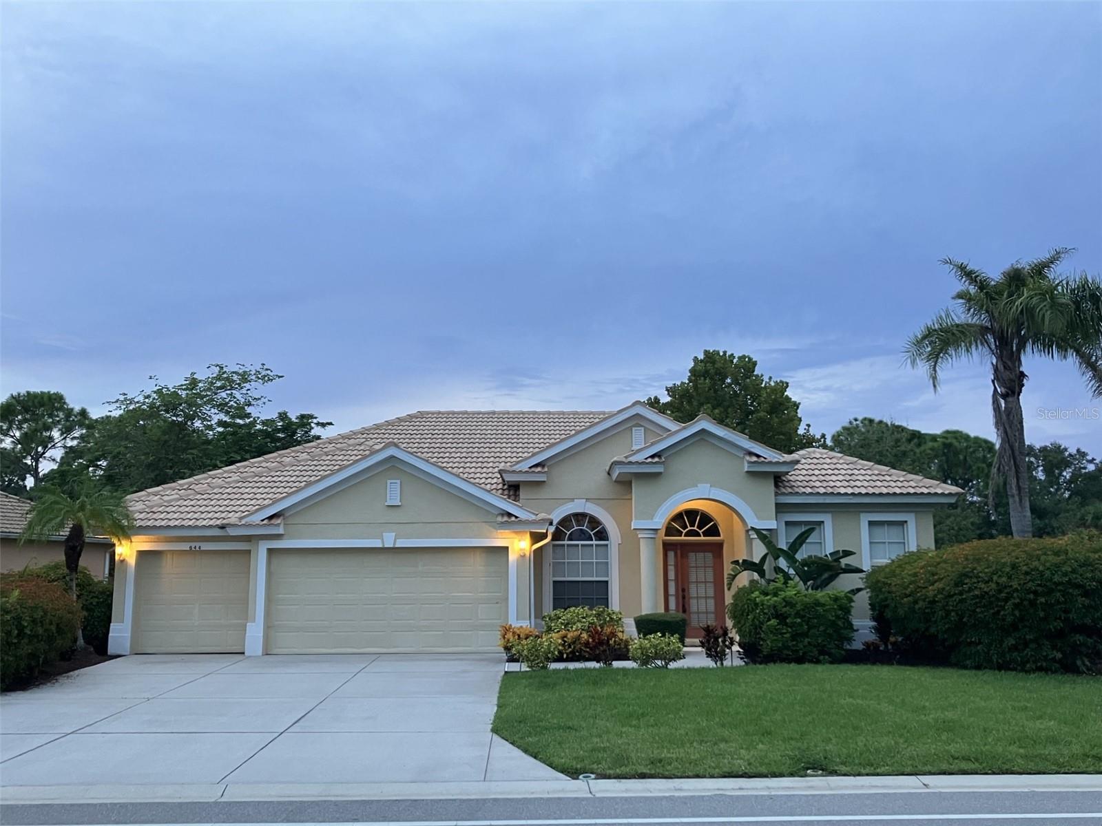 644 RIVENDELL BOULEVARD