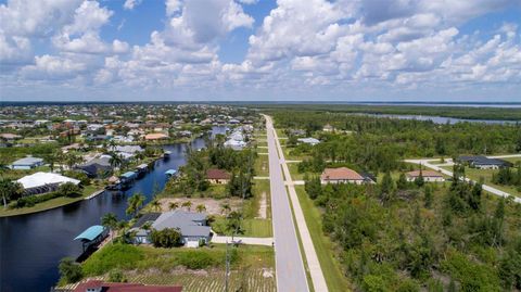 A home in PORT CHARLOTTE