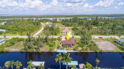 A home in PORT CHARLOTTE